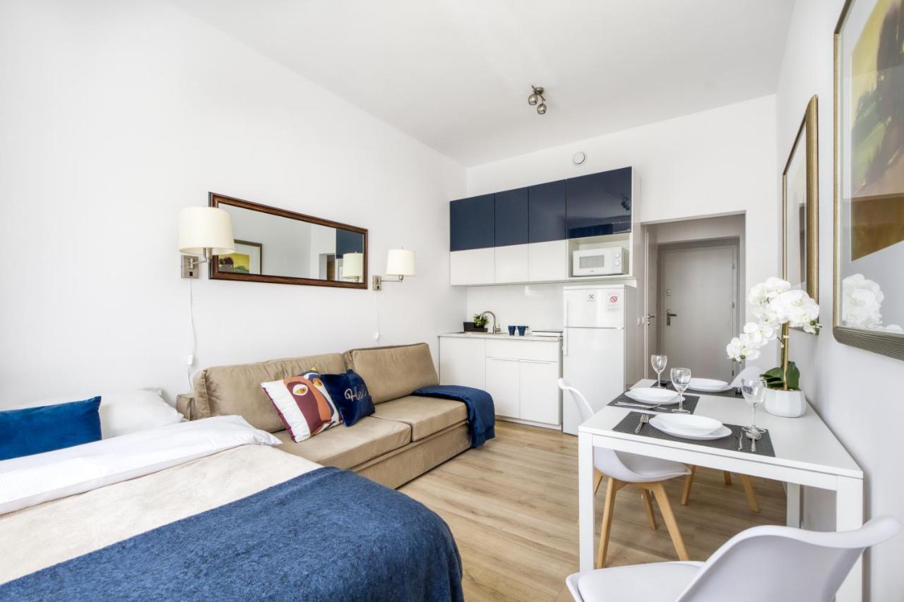 23 Unit Miniapartments Warszawa Lotnisko Okecie Fajne Ministudio Przy Bitwy Warszawskiej Eksteriør bilde