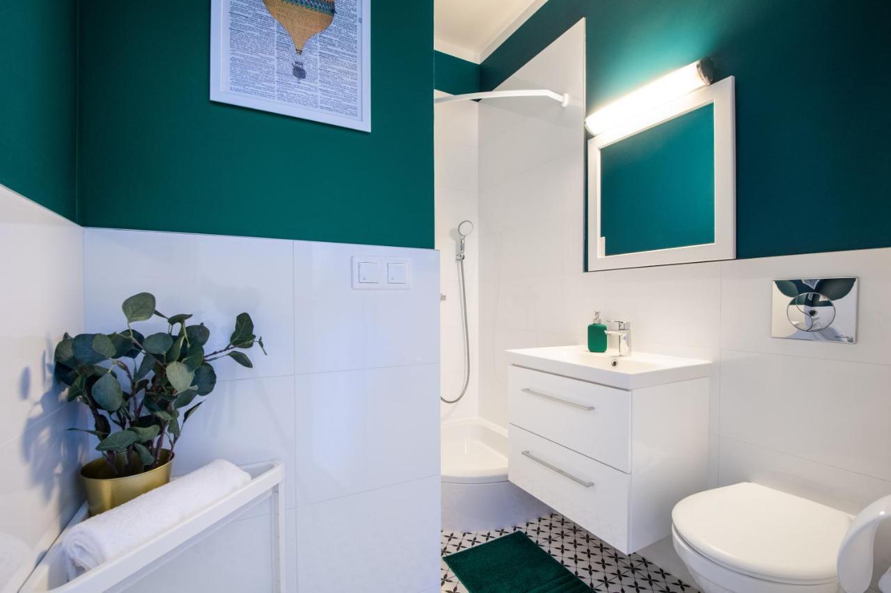 23 Unit Miniapartments Warszawa Lotnisko Okecie Fajne Ministudio Przy Bitwy Warszawskiej Eksteriør bilde